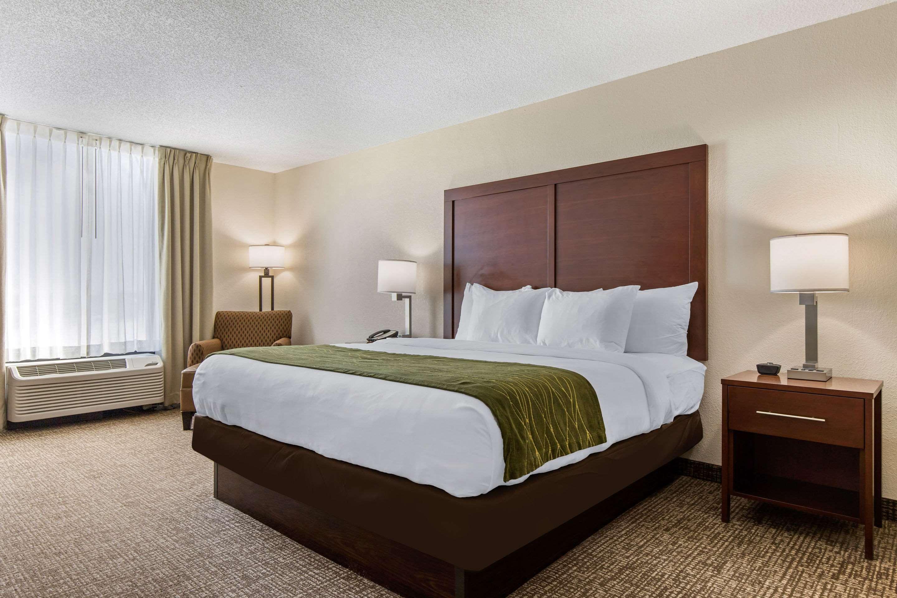Comfort Inn Shelby Bagian luar foto