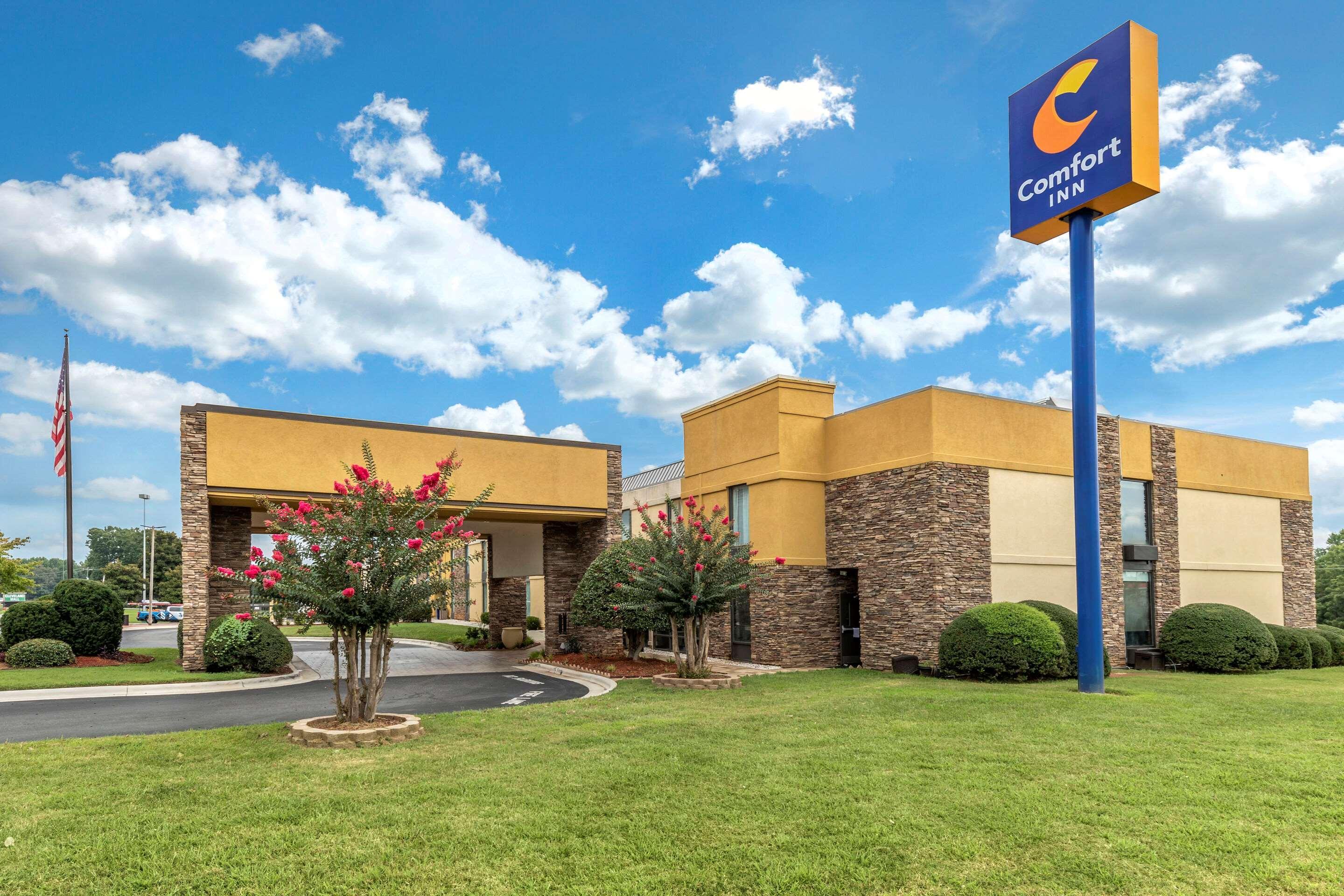 Comfort Inn Shelby Bagian luar foto