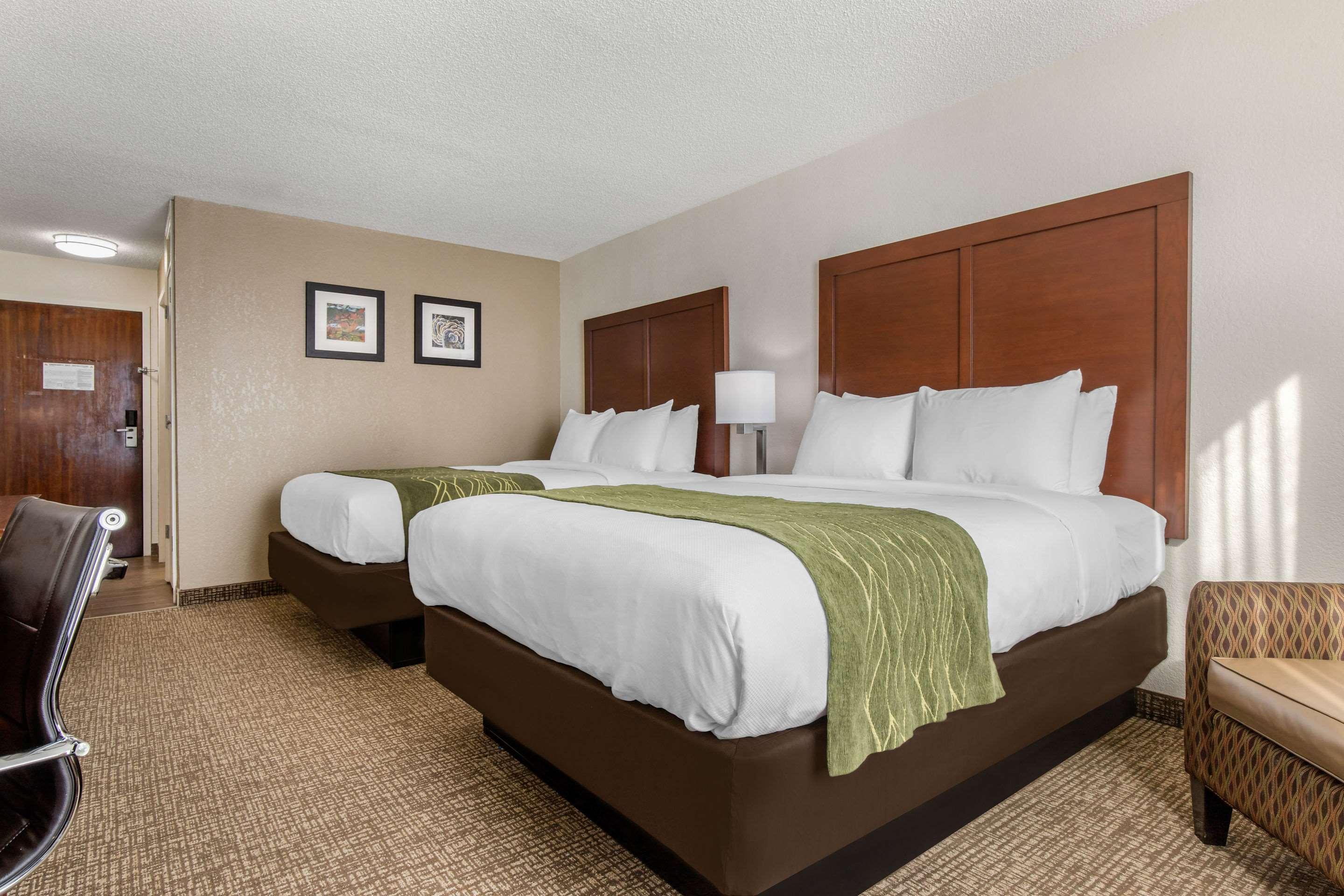 Comfort Inn Shelby Bagian luar foto