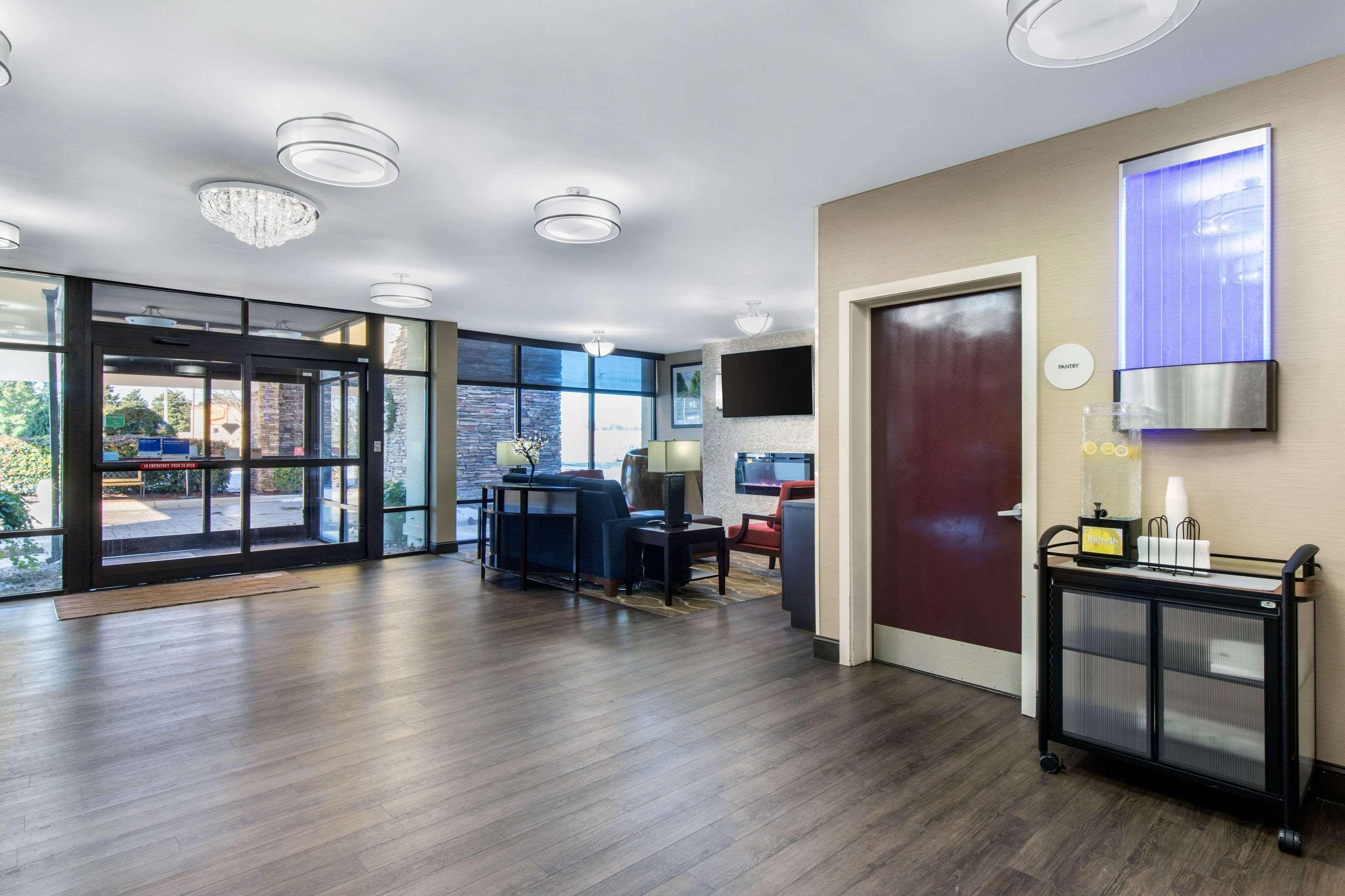 Comfort Inn Shelby Bagian luar foto
