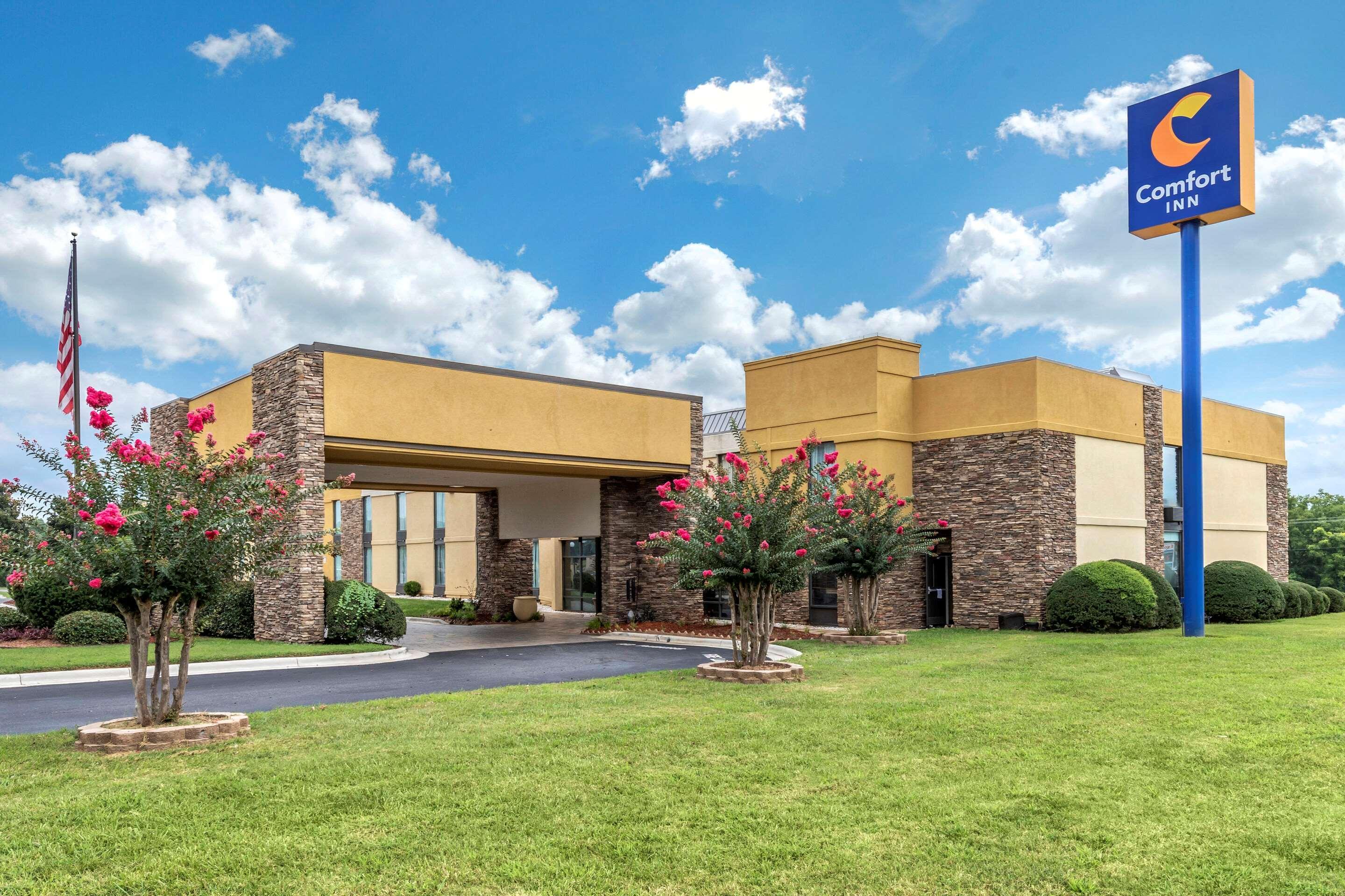 Comfort Inn Shelby Bagian luar foto