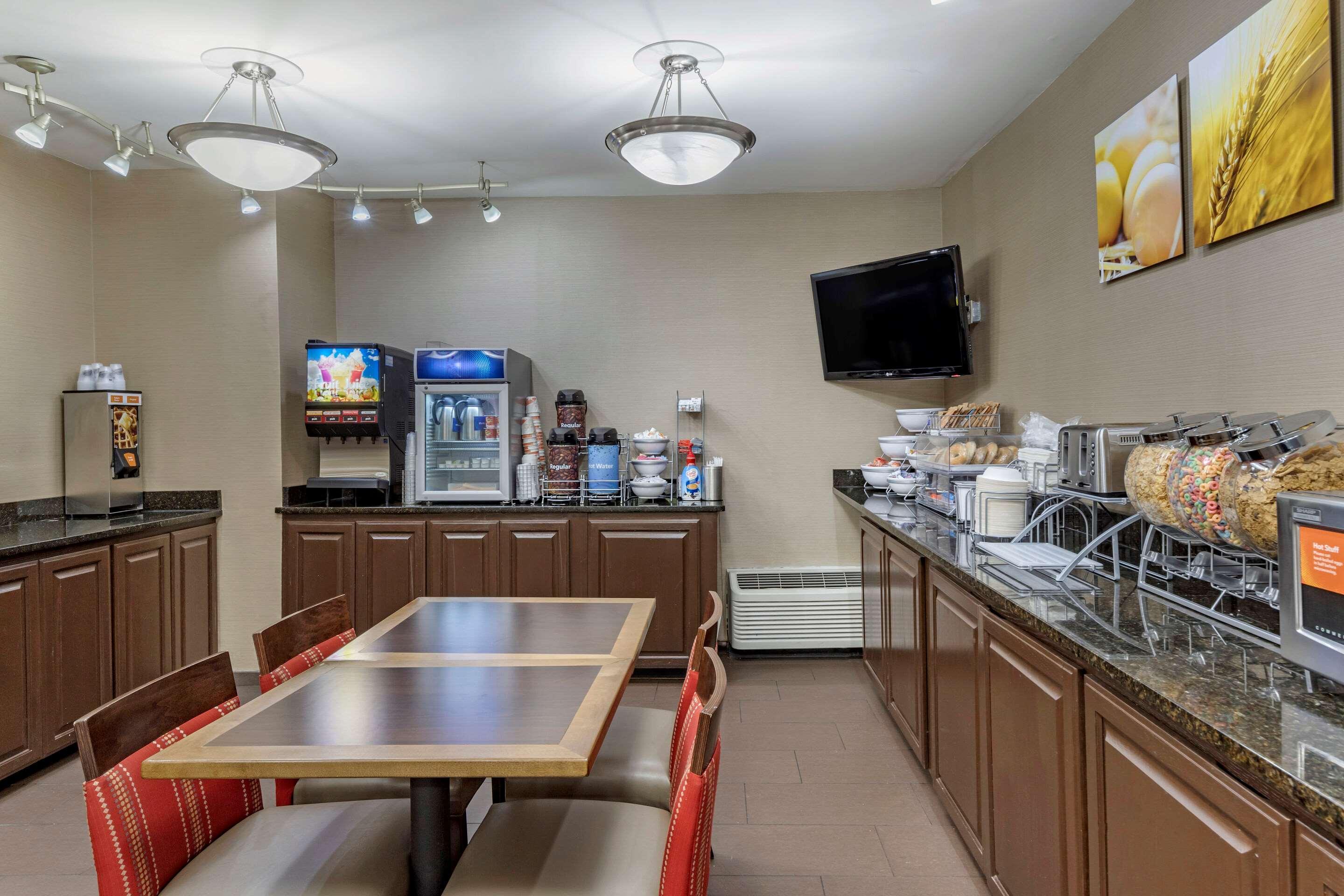 Comfort Inn Shelby Bagian luar foto