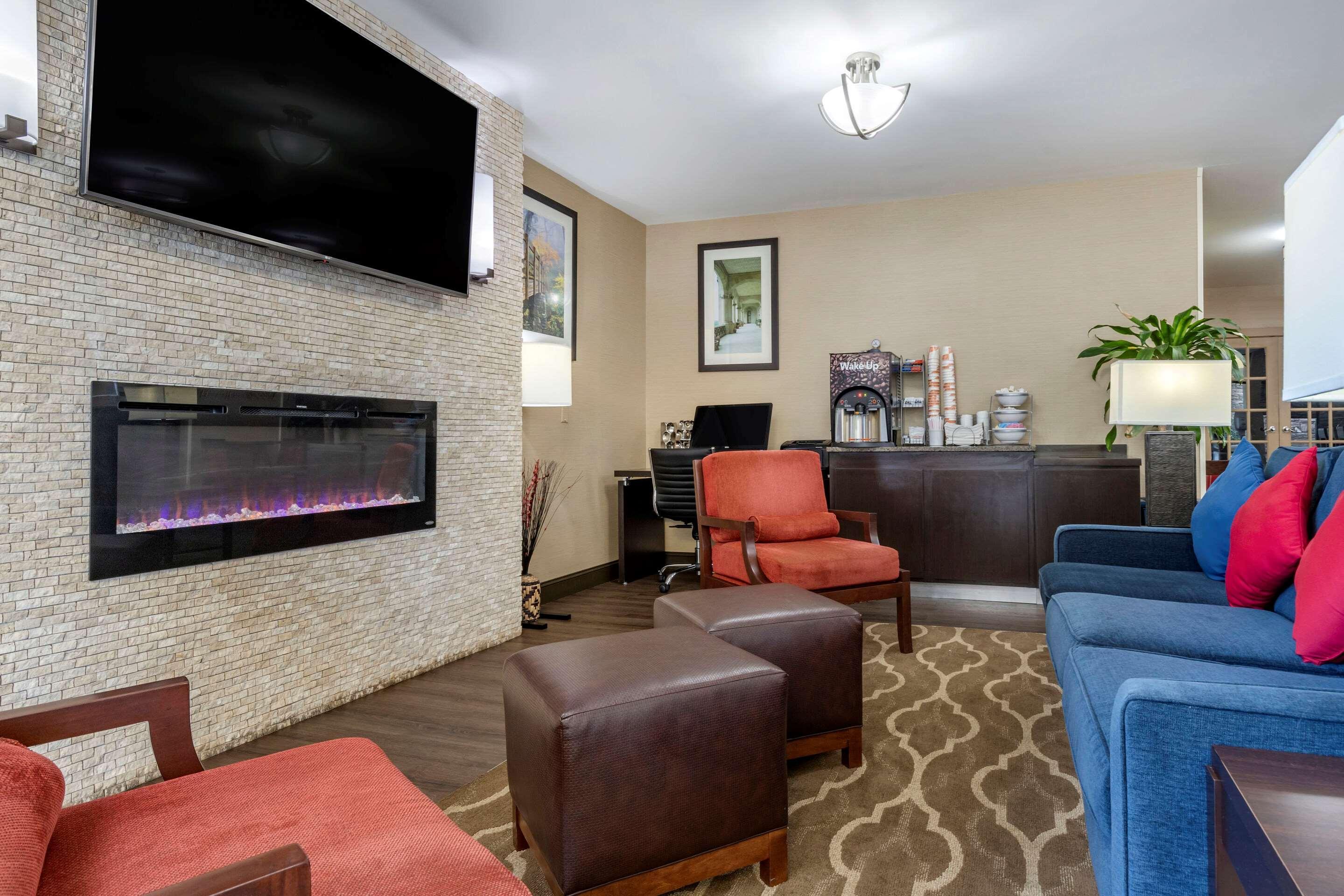 Comfort Inn Shelby Bagian luar foto