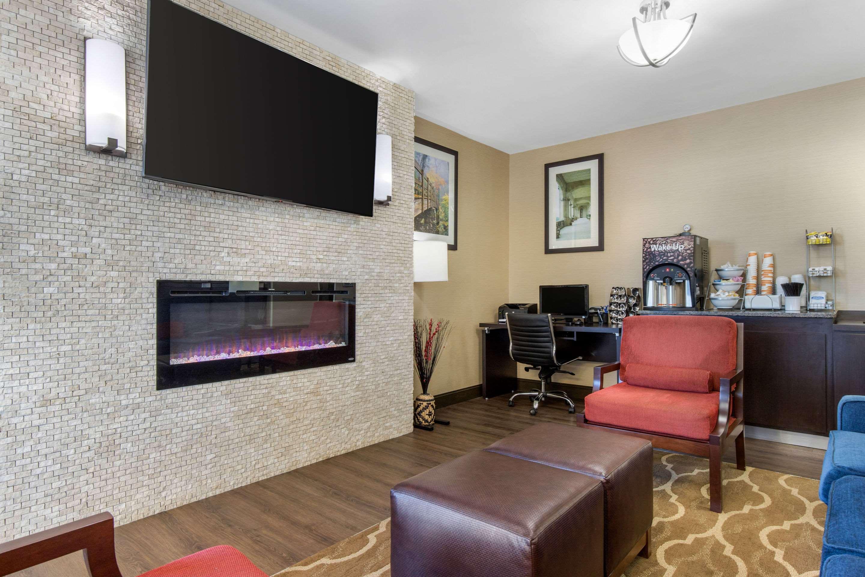 Comfort Inn Shelby Bagian luar foto