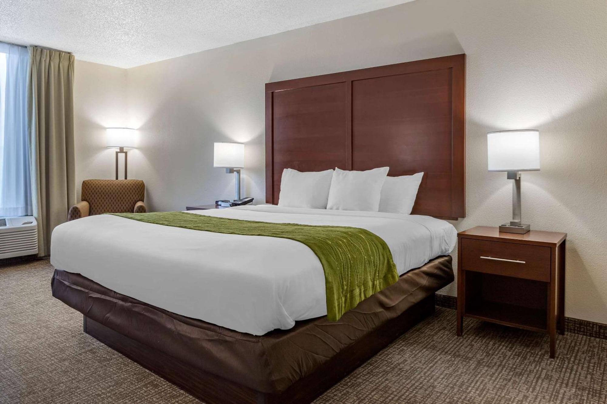 Comfort Inn Shelby Bagian luar foto
